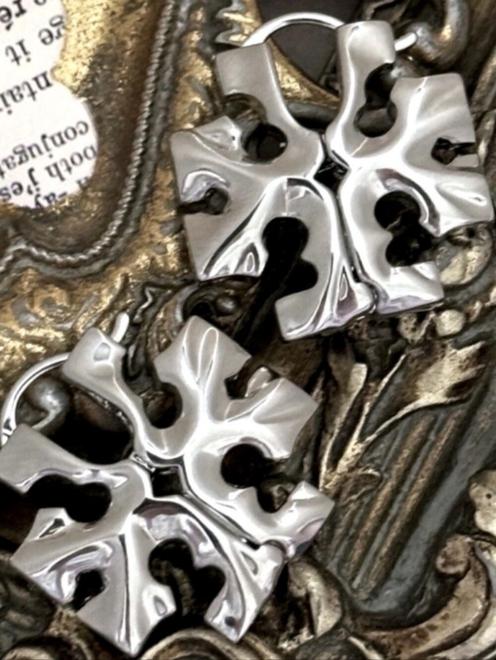 Tory Burch Shiny Silver Floral Drop Earrings